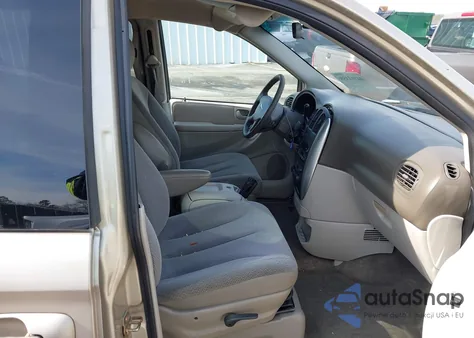 2005 Chrysler Town & Country Touring z USA, uszkodzony, nr VIN 2C8GP54L45R468966